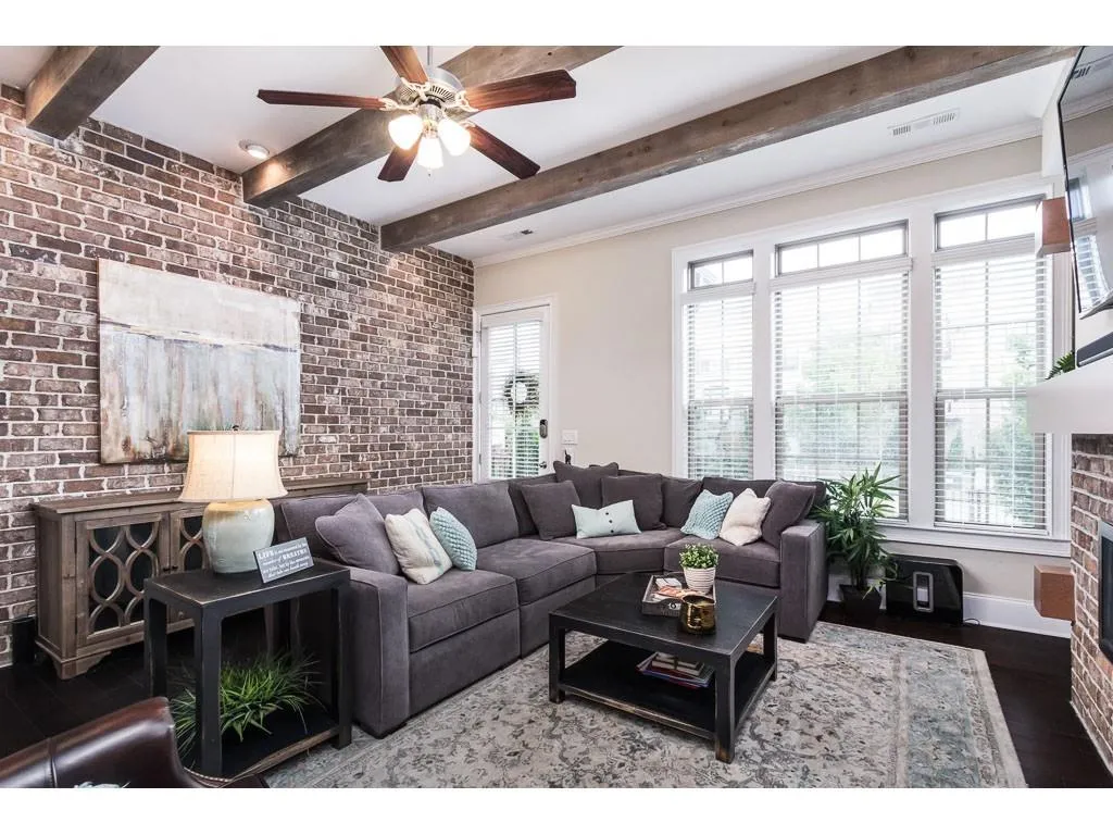 1594 Ne Durden Road Ne, Brookhaven, Georgia 30319, 3 Bedrooms Bedrooms, ,3 BathroomsBathrooms,Residential,Sold,1594 Ne Durden Road Ne,6026554