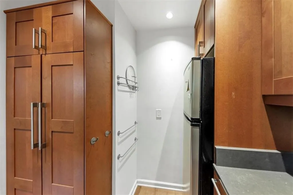 57 Cantey Place Nw, Atlanta, Georgia 30327, 2 Bedrooms Bedrooms, ,1 BathroomBathrooms,Residential,For Sale,57 Cantey Place Nw,7590898