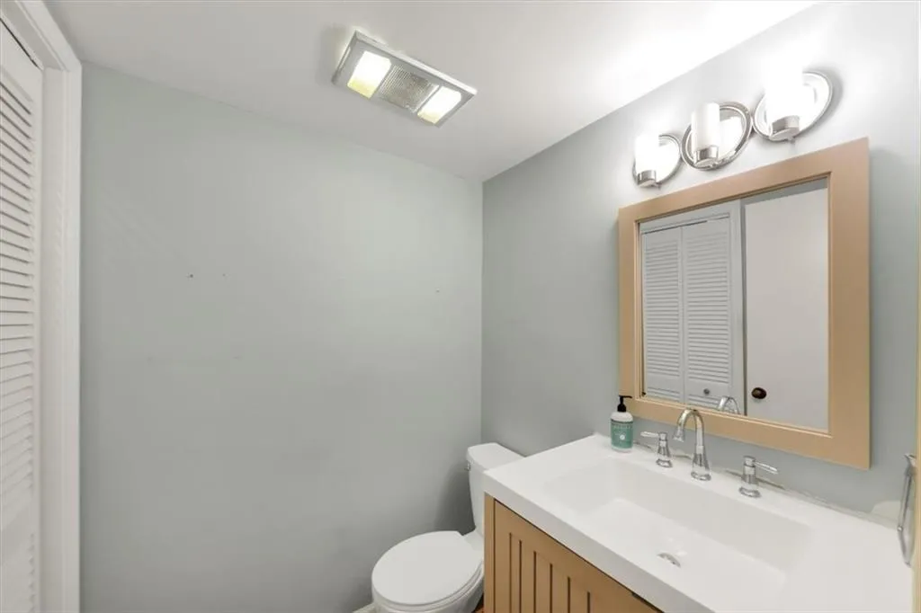 57 Cantey Place Nw, Atlanta, Georgia 30327, 2 Bedrooms Bedrooms, ,1 BathroomBathrooms,Residential,For Sale,57 Cantey Place Nw,7590898