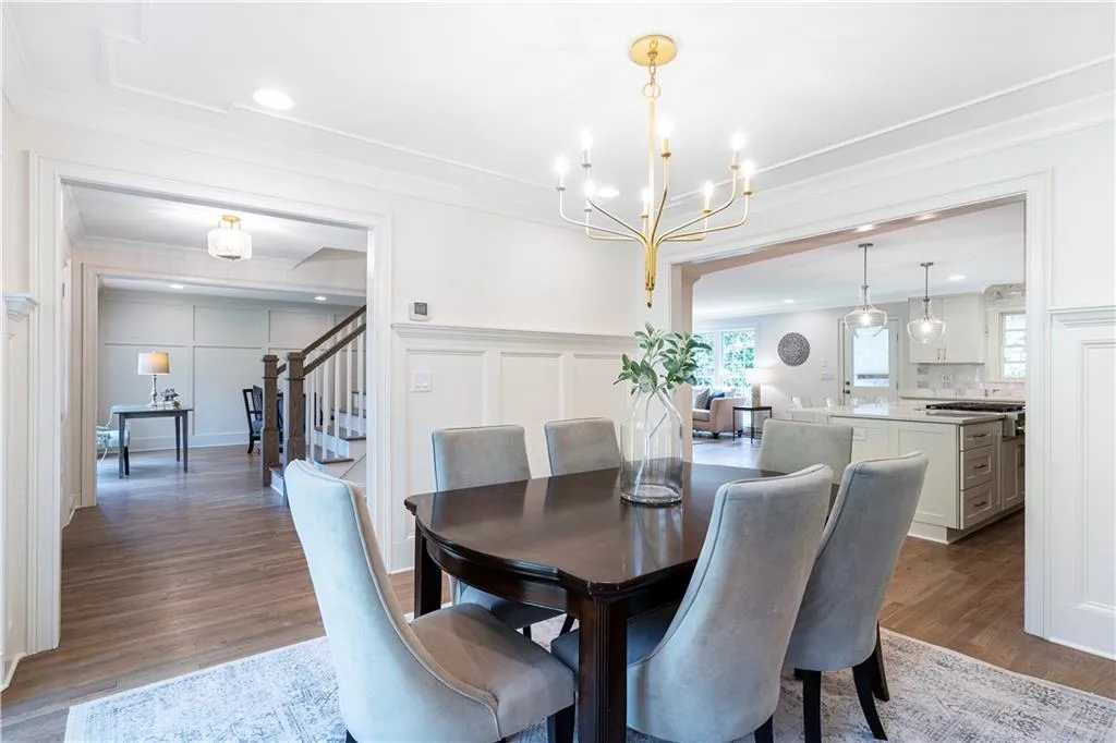 515 Bridgewater Drive, Atlanta, Georgia 30328, 5 Bedrooms Bedrooms, ,4 BathroomsBathrooms,Residential,Sold,515 Bridgewater Drive,6870557