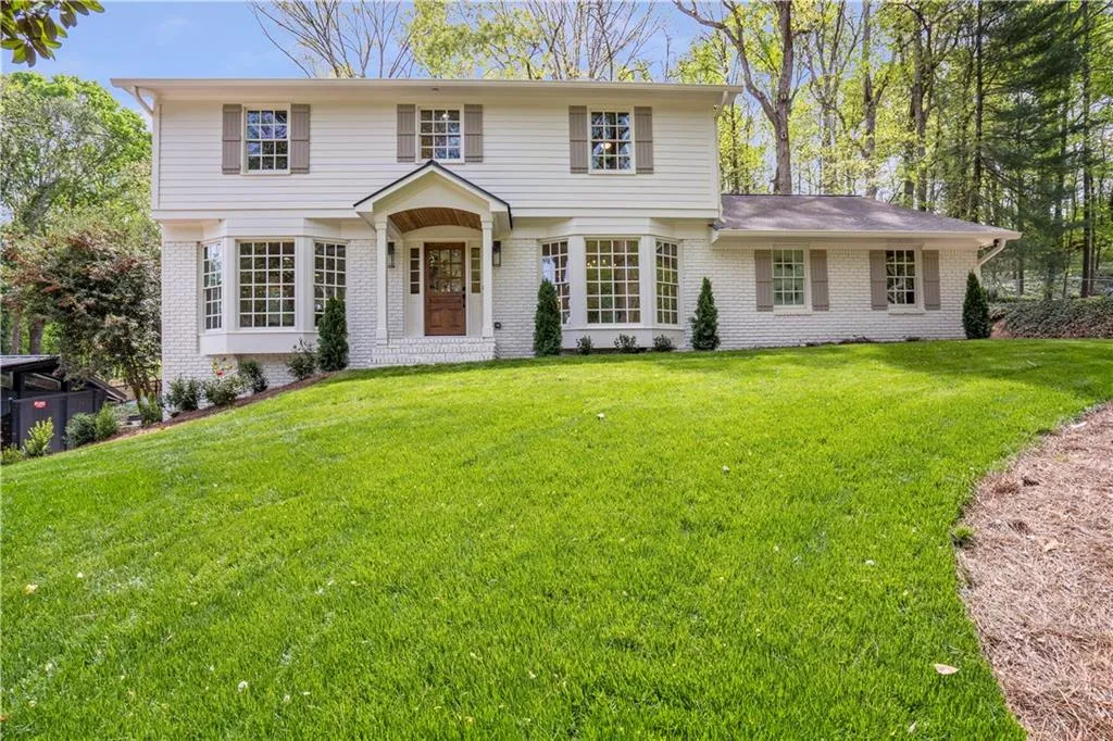 515 Bridgewater Drive, Atlanta, Georgia 30328, 5 Bedrooms Bedrooms, ,4 BathroomsBathrooms,Residential,Sold,515 Bridgewater Drive,6870557