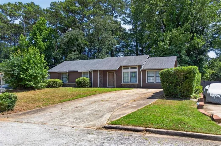 2414 Leslie Brook Drive, Decatur, Georgia 30035