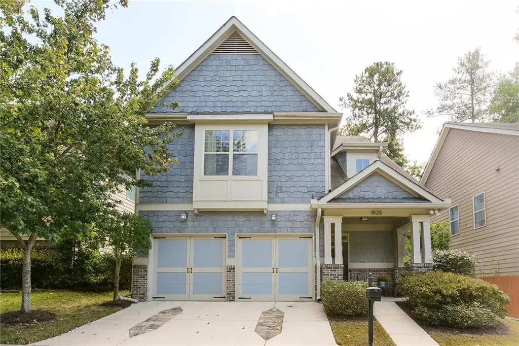 1925 Brantley Walk Lane Nw, Atlanta, Georgia 30318, 3 Bedrooms Bedrooms, ,2 BathroomsBathrooms,Residential,Sold,1925 Brantley Walk Lane Nw,5918498