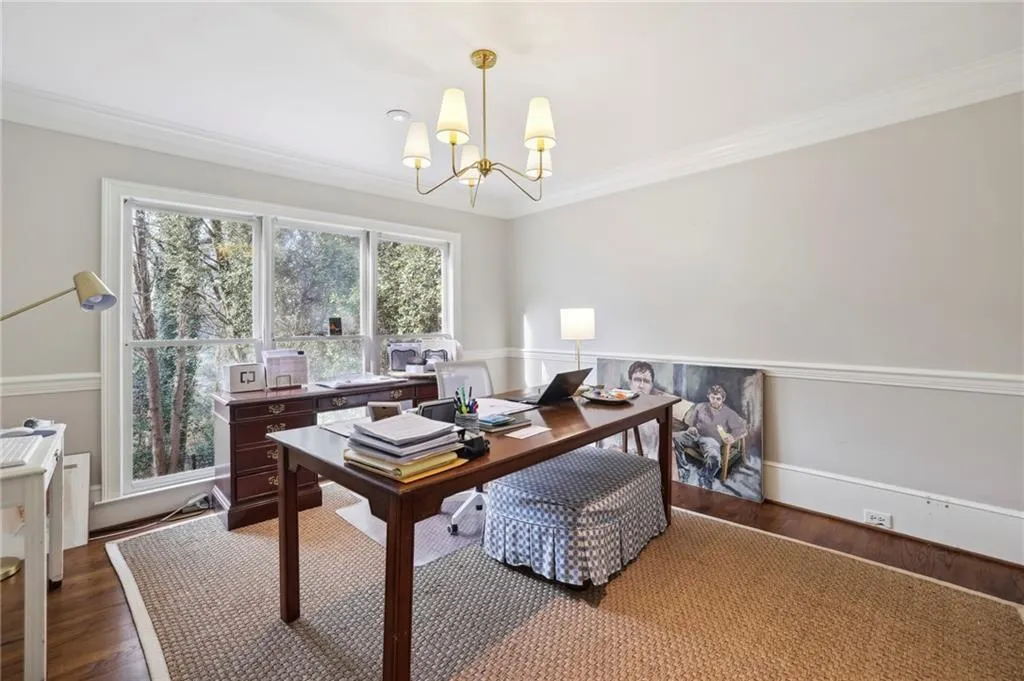 210 Marsh Glen Point, Sandy Springs, Georgia 30328, 5 Bedrooms Bedrooms, ,5 BathroomsBathrooms,Residential,Sold,210 Marsh Glen Point,7397715