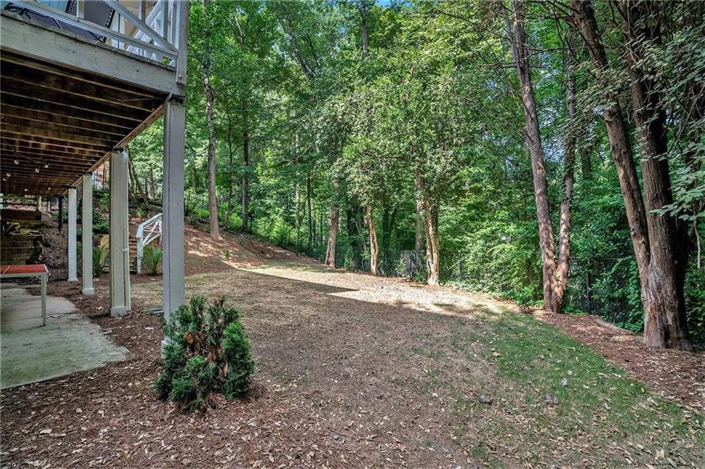 210 Marsh Glen Point, Sandy Springs, Georgia 30328, 5 Bedrooms Bedrooms, ,5 BathroomsBathrooms,Residential,Sold,210 Marsh Glen Point,7397715