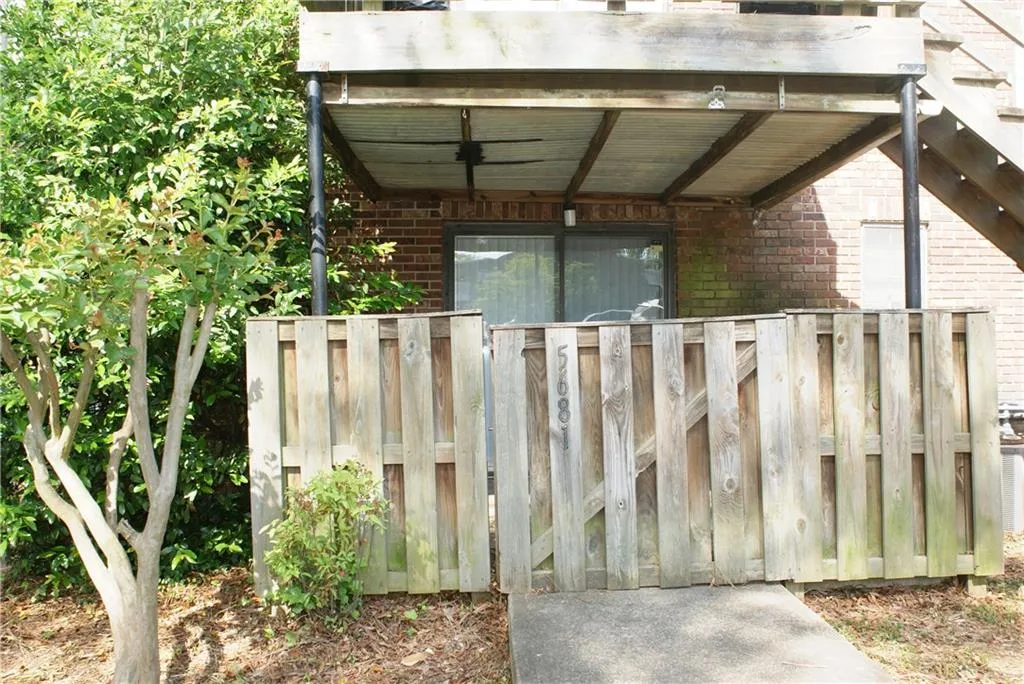 5681 Kingsport Drive Ne, Atlanta, Georgia 30342, 2 Bedrooms Bedrooms, ,1 BathroomBathrooms,Residential,Sold,5681 Kingsport Drive Ne,6546720
