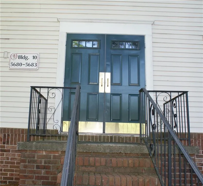 5681 Kingsport Drive Ne, Atlanta, Georgia 30342, 2 Bedrooms Bedrooms, ,1 BathroomBathrooms,Residential,Sold,5681 Kingsport Drive Ne,6546720