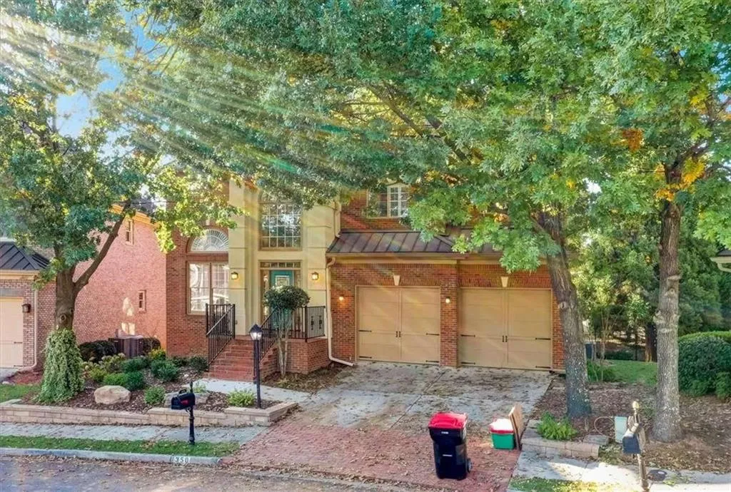 350 Wembley Circle, Atlanta, Georgia 30328, 3 Bedrooms Bedrooms, ,3 BathroomsBathrooms,Residential,Sold,350 Wembley Circle,6967045
