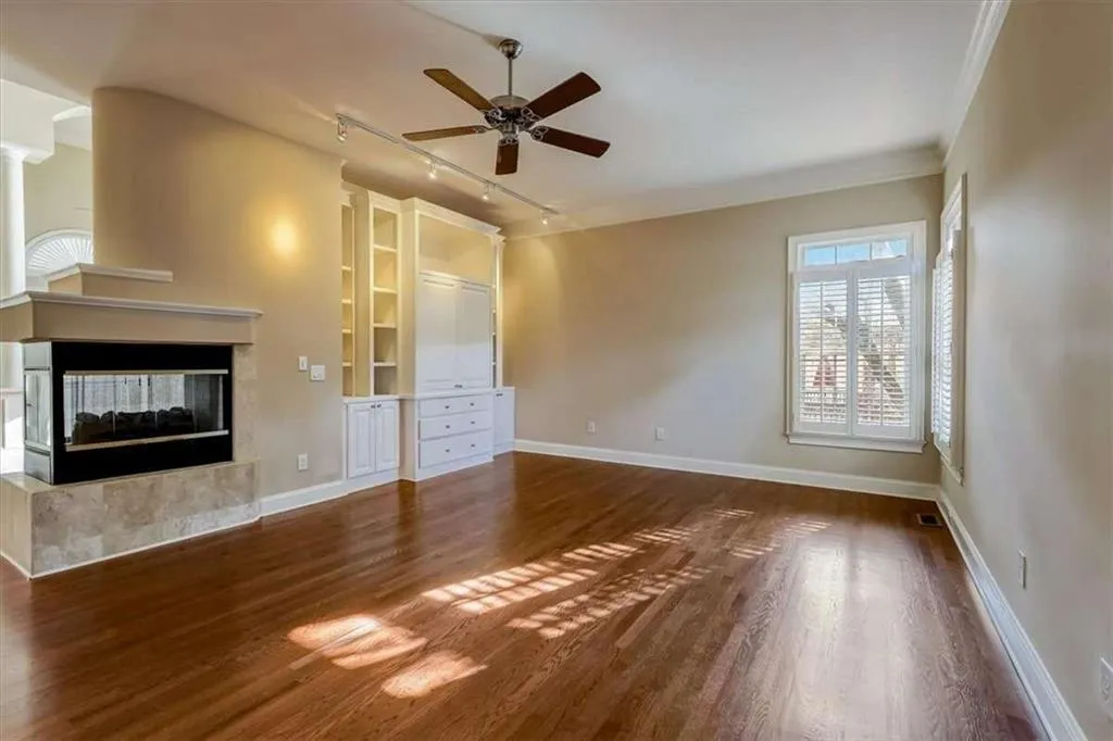 350 Wembley Circle, Atlanta, Georgia 30328, 3 Bedrooms Bedrooms, ,3 BathroomsBathrooms,Residential,Sold,350 Wembley Circle,6967045