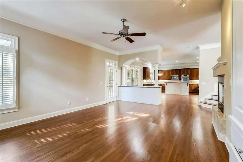 350 Wembley Circle, Atlanta, Georgia 30328, 3 Bedrooms Bedrooms, ,3 BathroomsBathrooms,Residential,Sold,350 Wembley Circle,6967045