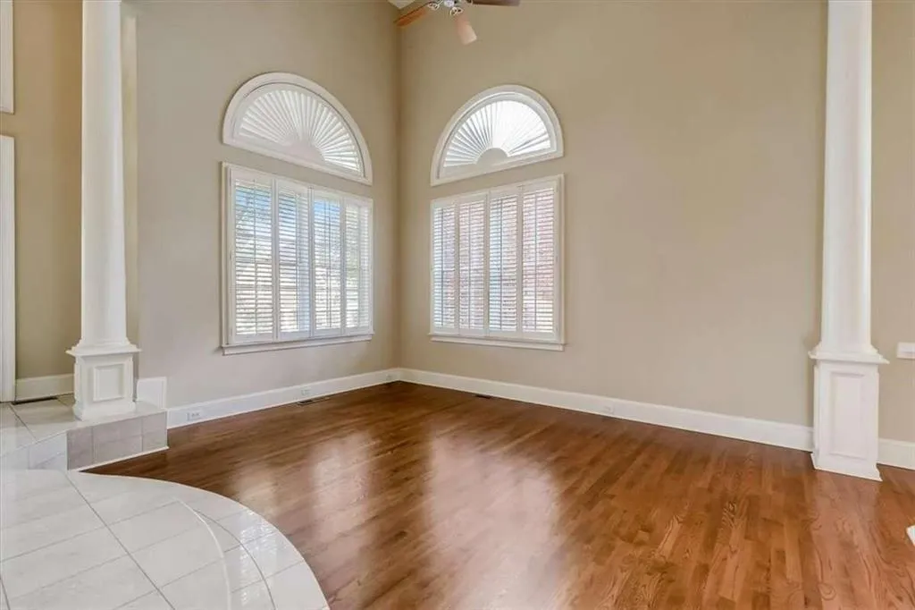 350 Wembley Circle, Atlanta, Georgia 30328, 3 Bedrooms Bedrooms, ,3 BathroomsBathrooms,Residential,Sold,350 Wembley Circle,6967045