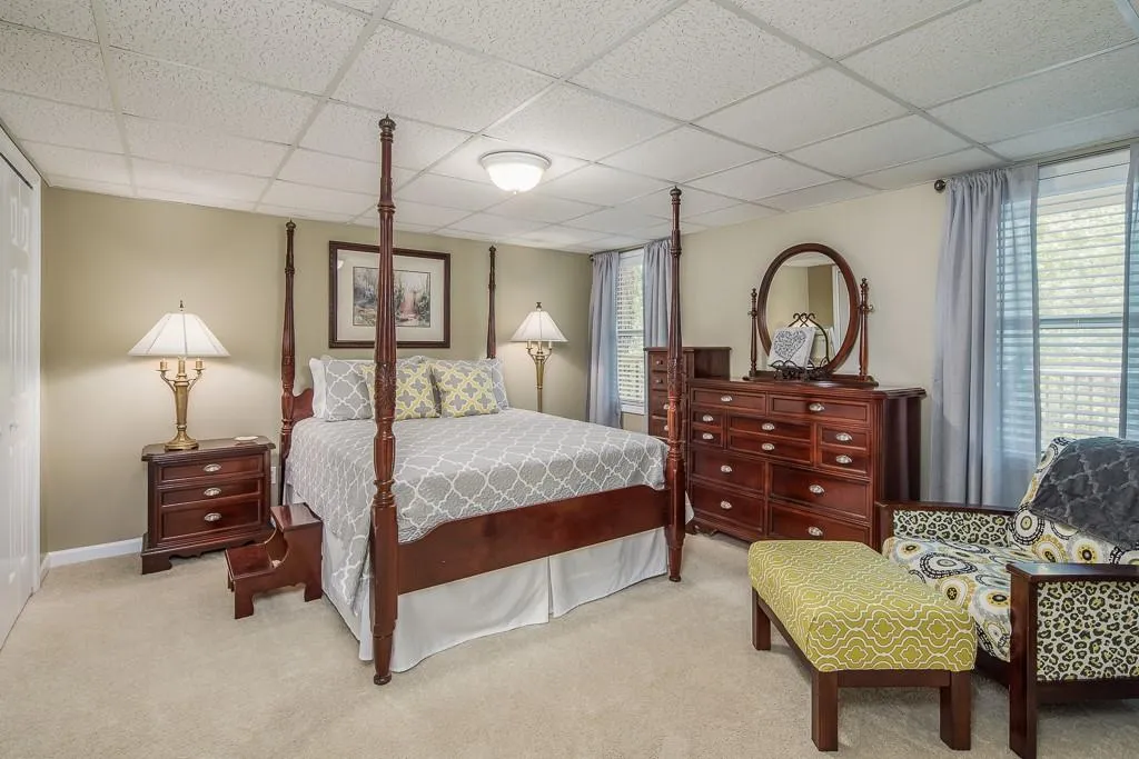5095 Nesbit Ferry Lane, Sandy Springs, Georgia 30350, 4 Bedrooms Bedrooms, ,3 BathroomsBathrooms,Residential,Sold,5095 Nesbit Ferry Lane,6537279