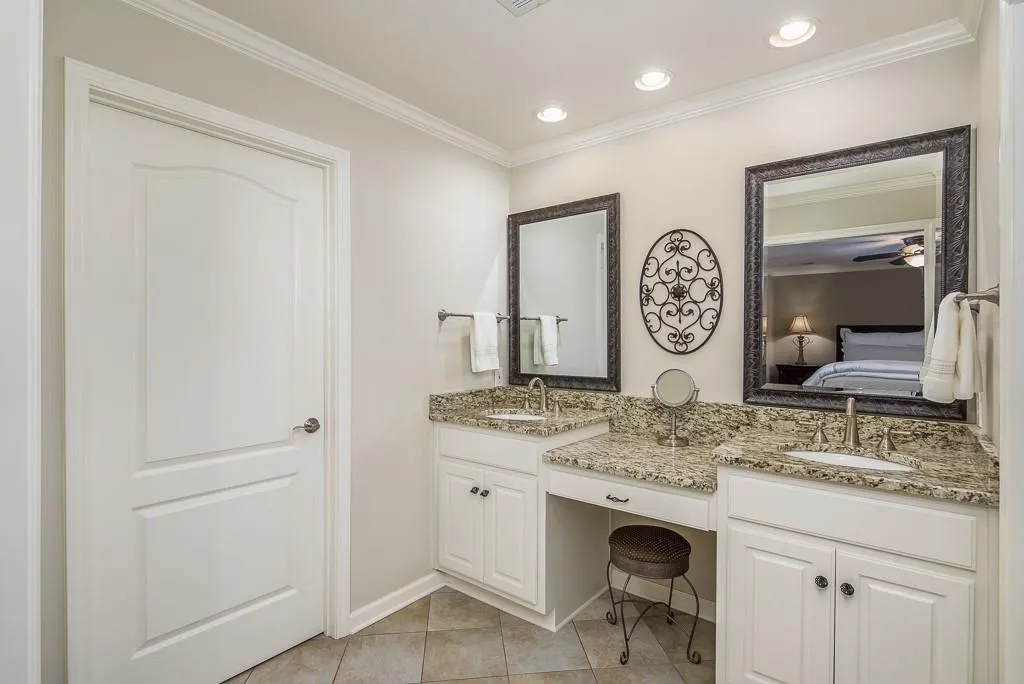 5095 Nesbit Ferry Lane, Sandy Springs, Georgia 30350, 4 Bedrooms Bedrooms, ,3 BathroomsBathrooms,Residential,Sold,5095 Nesbit Ferry Lane,6537279