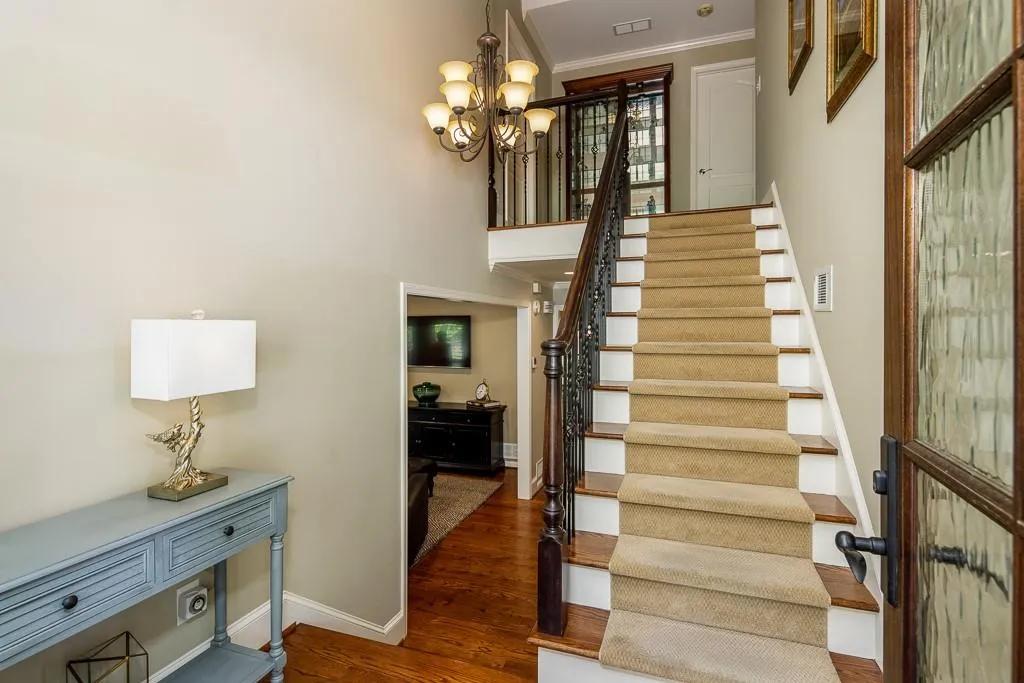 5095 Nesbit Ferry Lane, Sandy Springs, Georgia 30350, 4 Bedrooms Bedrooms, ,3 BathroomsBathrooms,Residential,Sold,5095 Nesbit Ferry Lane,6537279