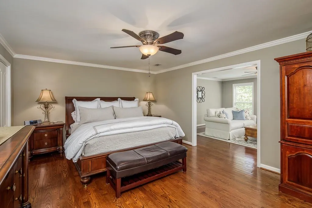 5095 Nesbit Ferry Lane, Sandy Springs, Georgia 30350, 4 Bedrooms Bedrooms, ,3 BathroomsBathrooms,Residential,Sold,5095 Nesbit Ferry Lane,6537279
