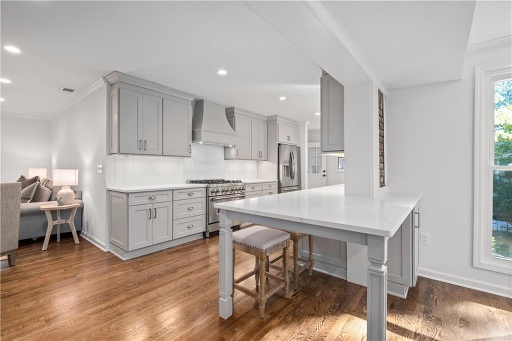 505 Gerry Lane, Sandy Springs, Georgia 30328, 4 Bedrooms Bedrooms, ,3 BathroomsBathrooms,Residential,Sold,505 Gerry Lane,7287350