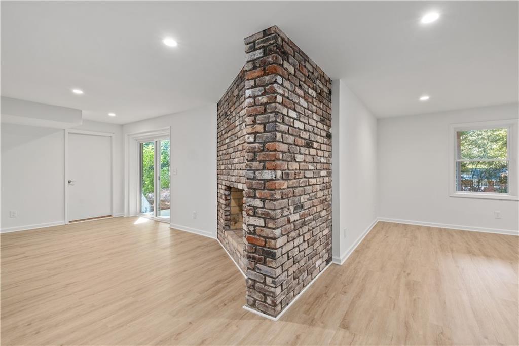 505 Gerry Lane, Sandy Springs, Georgia 30328, 4 Bedrooms Bedrooms, ,3 BathroomsBathrooms,Residential,Sold,505 Gerry Lane,7287350