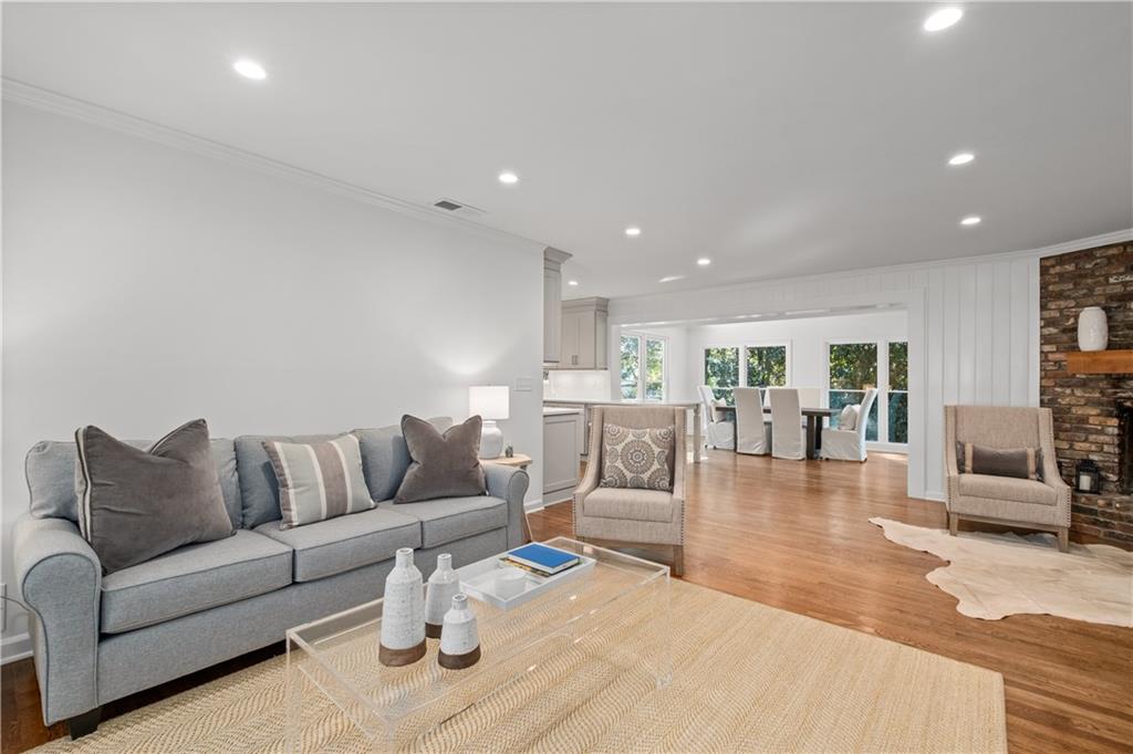 505 Gerry Lane, Sandy Springs, Georgia 30328, 4 Bedrooms Bedrooms, ,3 BathroomsBathrooms,Residential,Sold,505 Gerry Lane,7287350