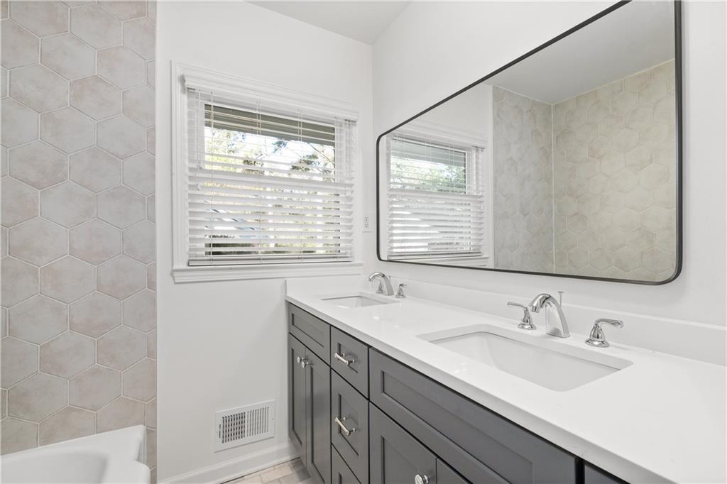 505 Gerry Lane, Sandy Springs, Georgia 30328, 4 Bedrooms Bedrooms, ,3 BathroomsBathrooms,Residential,Sold,505 Gerry Lane,7287350