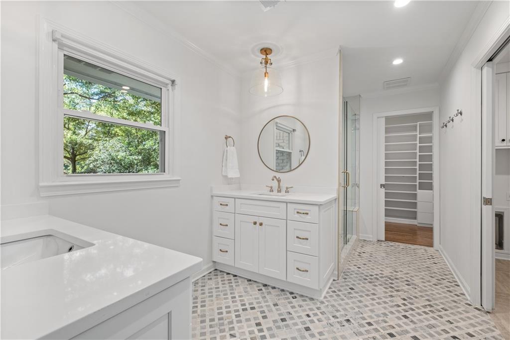 505 Gerry Lane, Sandy Springs, Georgia 30328, 4 Bedrooms Bedrooms, ,3 BathroomsBathrooms,Residential,Sold,505 Gerry Lane,7287350