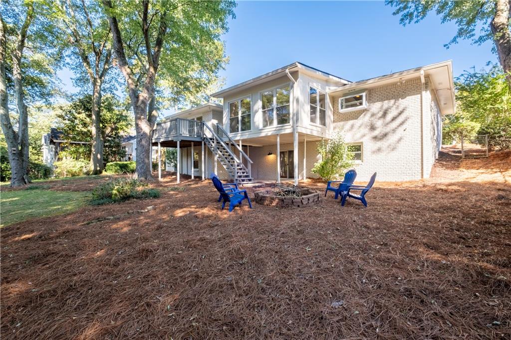 505 Gerry Lane, Sandy Springs, Georgia 30328, 4 Bedrooms Bedrooms, ,3 BathroomsBathrooms,Residential,Sold,505 Gerry Lane,7287350