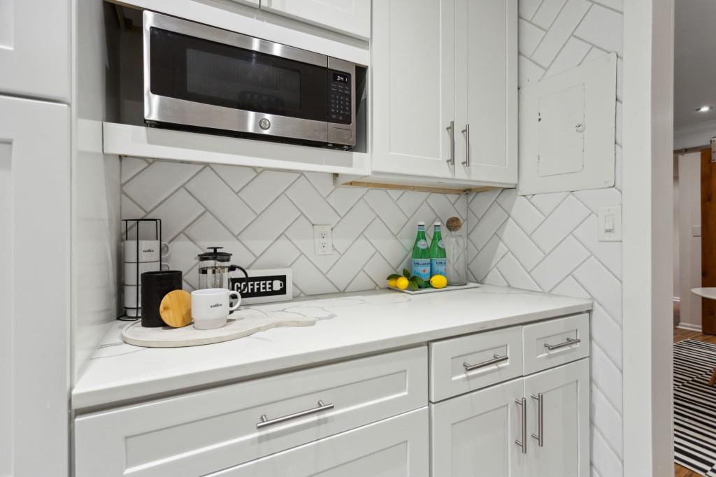 6851 Roswell Road Unit Q-7, Sandy Springs, Georgia 30328, 3 Bedrooms Bedrooms, ,2 BathroomsBathrooms,Residential,Sold,6851 Roswell Road Unit Q-7,7282352