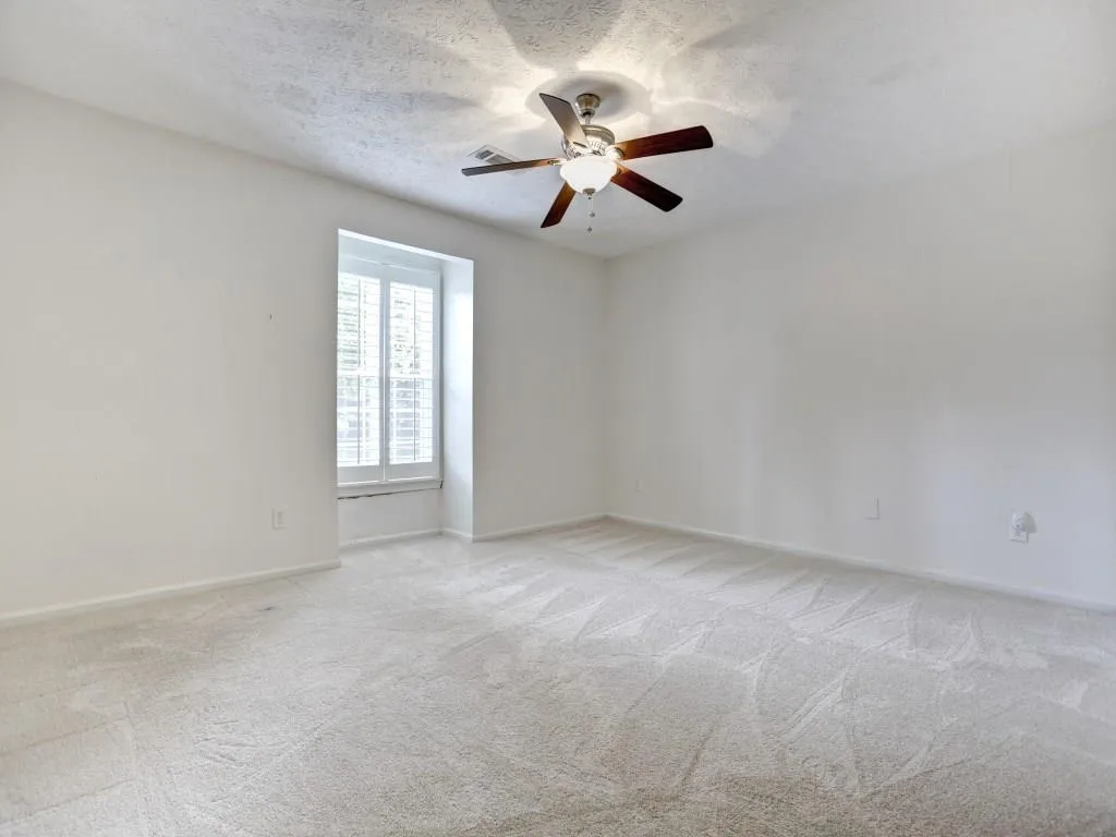 421 The North Chase Ne Unit 421, Sandy Springs, Georgia 30328, 4 Bedrooms Bedrooms, ,3 BathroomsBathrooms,Residential,Sold,421 The North Chase Ne Unit 421,5729659
