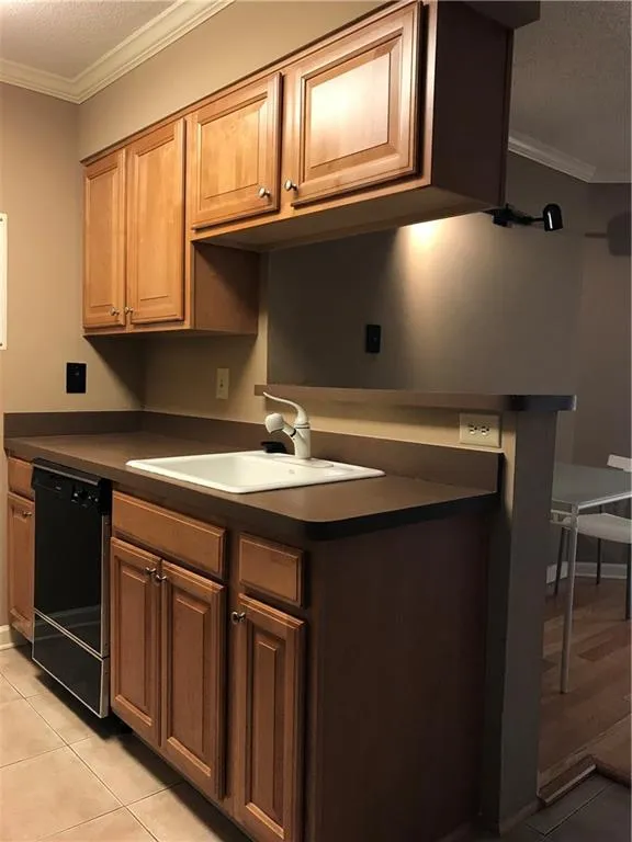 795 Hammond Drive Unit 1511, Sandy Springs, Georgia 30328, 1 Bedroom Bedrooms, ,1 BathroomBathrooms,Residential,Sold,795 Hammond Drive Unit 1511,6815247