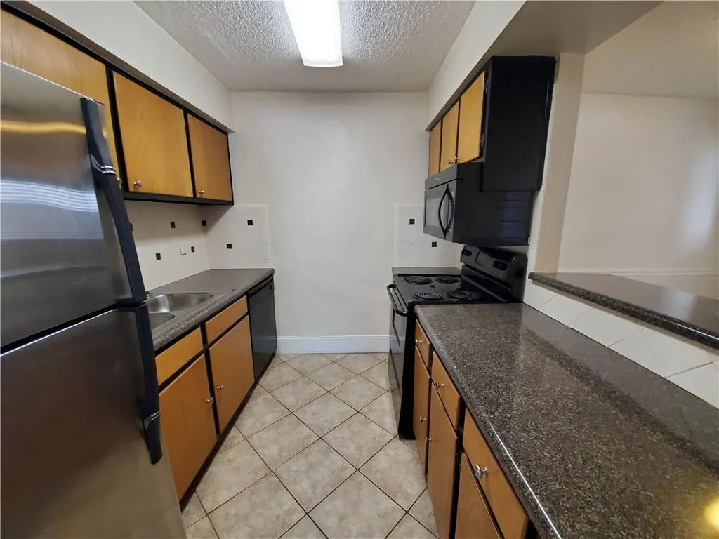 1407 Huntingdon Chase, Sandy Springs, Georgia 30350, 1 Bedroom Bedrooms, ,1 BathroomBathrooms,Residential,Sold,1407 Huntingdon Chase,6611373