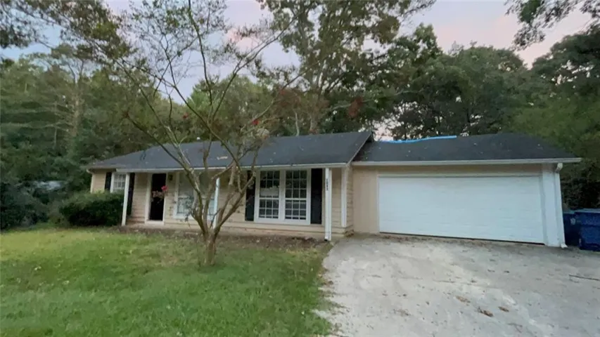 1093 Sandalwood Drive, Lawrenceville, Georgia 30043