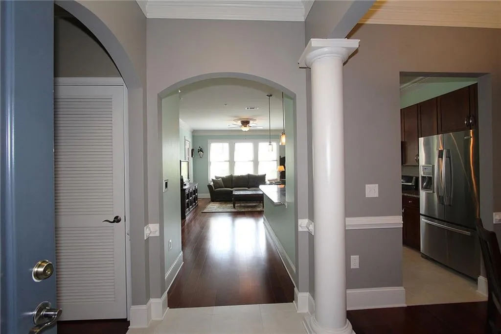 3621 Vinings Slope Se Unit 2221, Atlanta, Georgia 30339, 2 Bedrooms Bedrooms, ,2 BathroomsBathrooms,Residential,Sold,3621 Vinings Slope Se Unit 2221,5832960