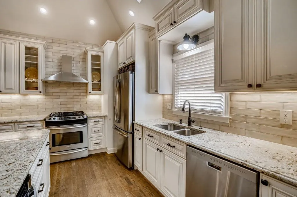 290 Halah Circle, Sandy Springs, Georgia 30328, 3 Bedrooms Bedrooms, ,2 BathroomsBathrooms,Residential,Sold,290 Halah Circle,6899848