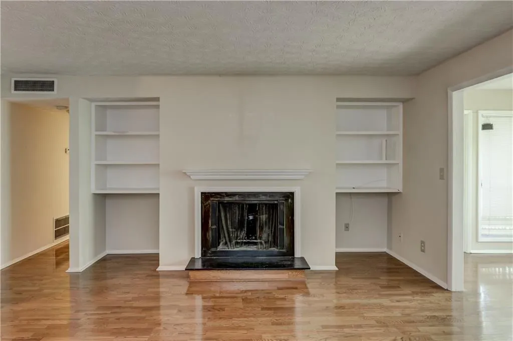 1117 Summit North Drive Ne Unit 1117, Atlanta, Georgia 30324, 1 Bedroom Bedrooms, ,1 BathroomBathrooms,Residential,Sold,1117 Summit North Drive Ne Unit 1117,5835774