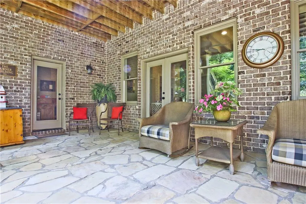 235 Rivermere Way, Sandy Springs, Georgia 30350, 4 Bedrooms Bedrooms, ,4 BathroomsBathrooms,Residential,Sold,235 Rivermere Way,6913858