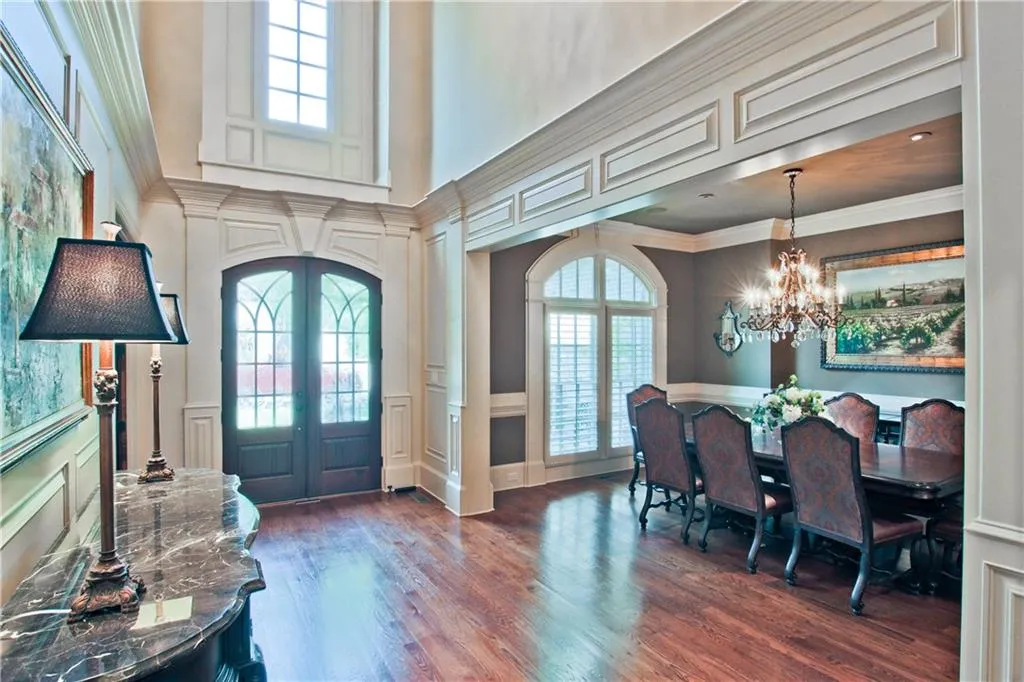 235 Rivermere Way, Sandy Springs, Georgia 30350, 4 Bedrooms Bedrooms, ,4 BathroomsBathrooms,Residential,Sold,235 Rivermere Way,6913858