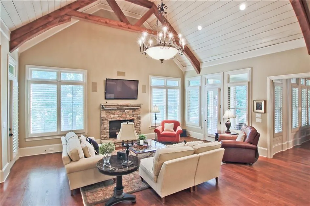 235 Rivermere Way, Sandy Springs, Georgia 30350, 4 Bedrooms Bedrooms, ,4 BathroomsBathrooms,Residential,Sold,235 Rivermere Way,6913858