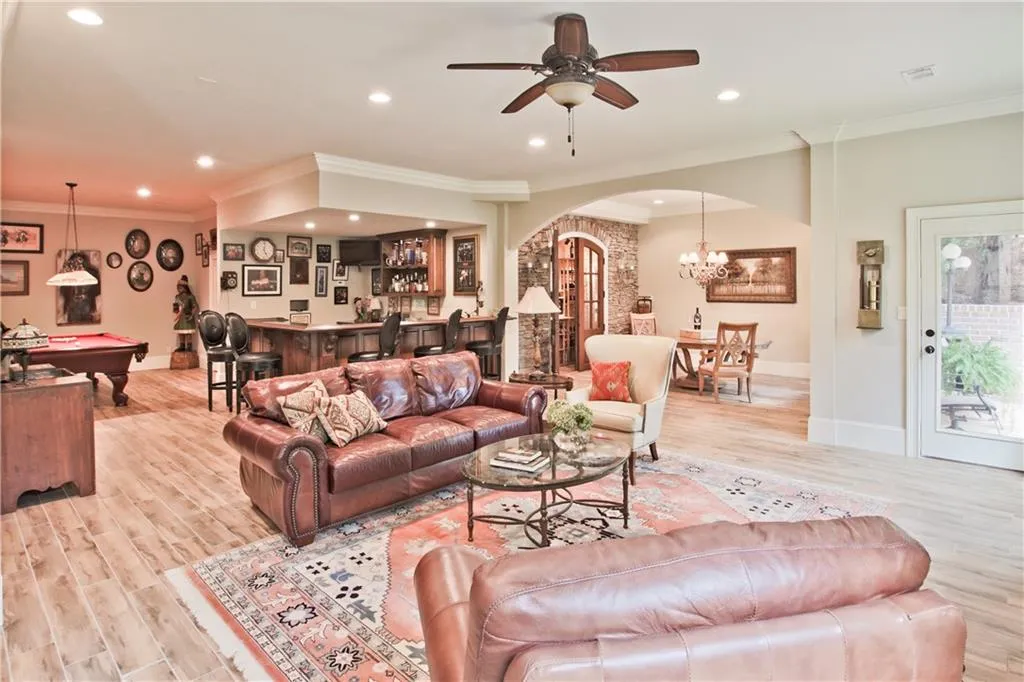 235 Rivermere Way, Sandy Springs, Georgia 30350, 4 Bedrooms Bedrooms, ,4 BathroomsBathrooms,Residential,Sold,235 Rivermere Way,6913858