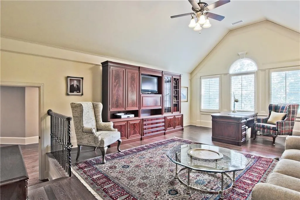 235 Rivermere Way, Sandy Springs, Georgia 30350, 4 Bedrooms Bedrooms, ,4 BathroomsBathrooms,Residential,Sold,235 Rivermere Way,6913858