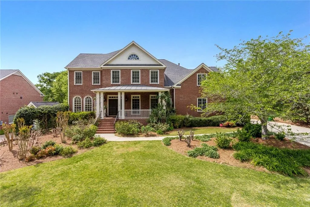 610 Regency Forest Court, Atlanta, Georgia 30342, 6 Bedrooms Bedrooms, ,6 BathroomsBathrooms,Residential,Sold,610 Regency Forest Court,6872137