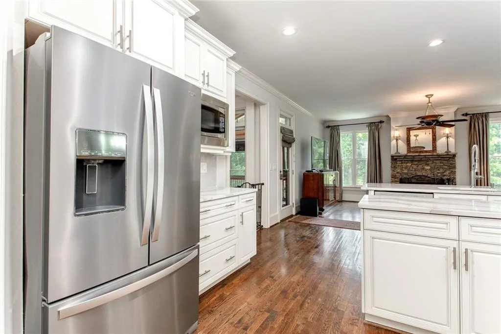 610 Regency Forest Court, Atlanta, Georgia 30342, 6 Bedrooms Bedrooms, ,6 BathroomsBathrooms,Residential,Sold,610 Regency Forest Court,6872137