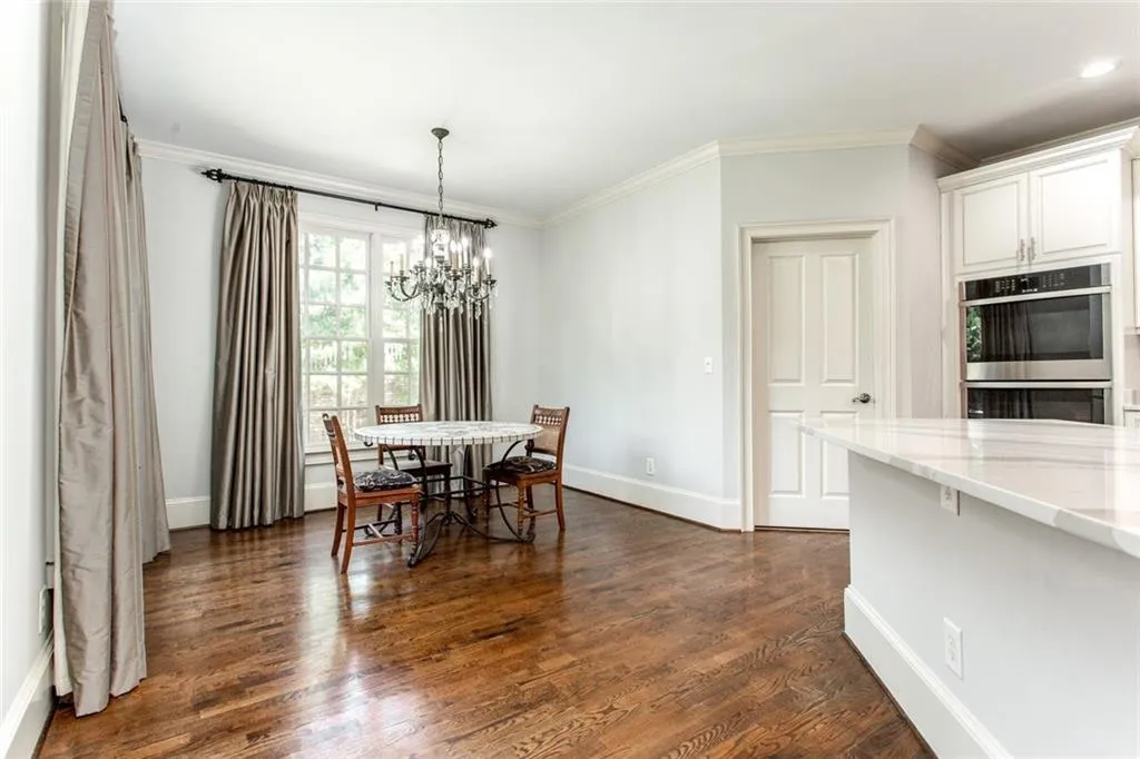 610 Regency Forest Court, Atlanta, Georgia 30342, 6 Bedrooms Bedrooms, ,6 BathroomsBathrooms,Residential,Sold,610 Regency Forest Court,6872137