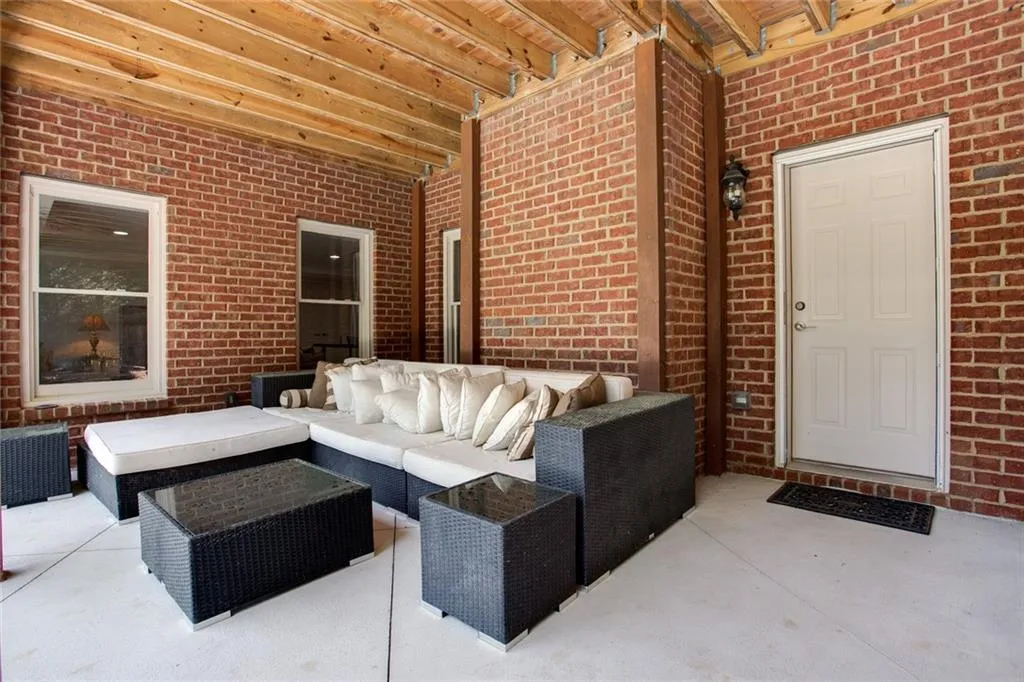 610 Regency Forest Court, Atlanta, Georgia 30342, 6 Bedrooms Bedrooms, ,6 BathroomsBathrooms,Residential,Sold,610 Regency Forest Court,6872137