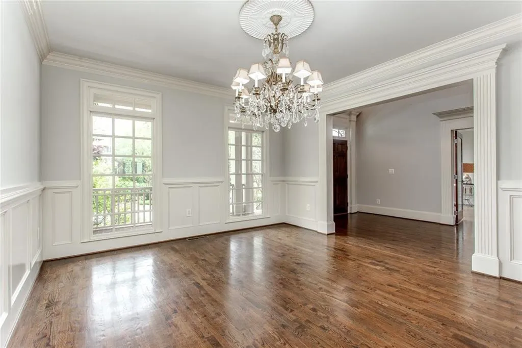 610 Regency Forest Court, Atlanta, Georgia 30342, 6 Bedrooms Bedrooms, ,6 BathroomsBathrooms,Residential,Sold,610 Regency Forest Court,6872137