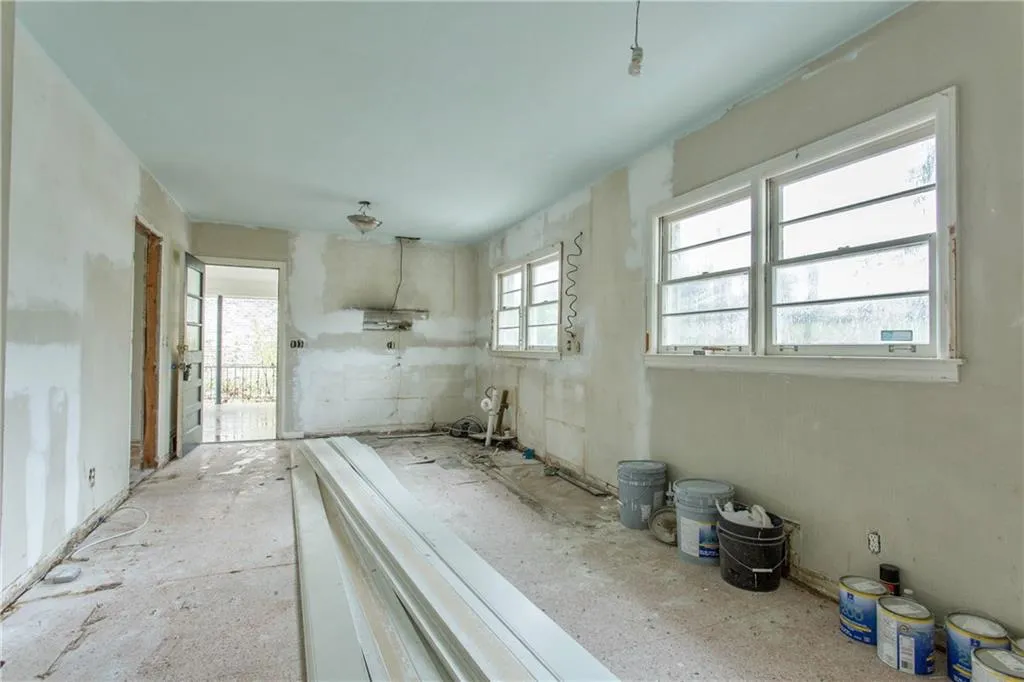 5500 Sherrell Drive, Atlanta, Georgia 30342, 4 Bedrooms Bedrooms, ,2 BathroomsBathrooms,Residential,Sold,5500 Sherrell Drive,6511419