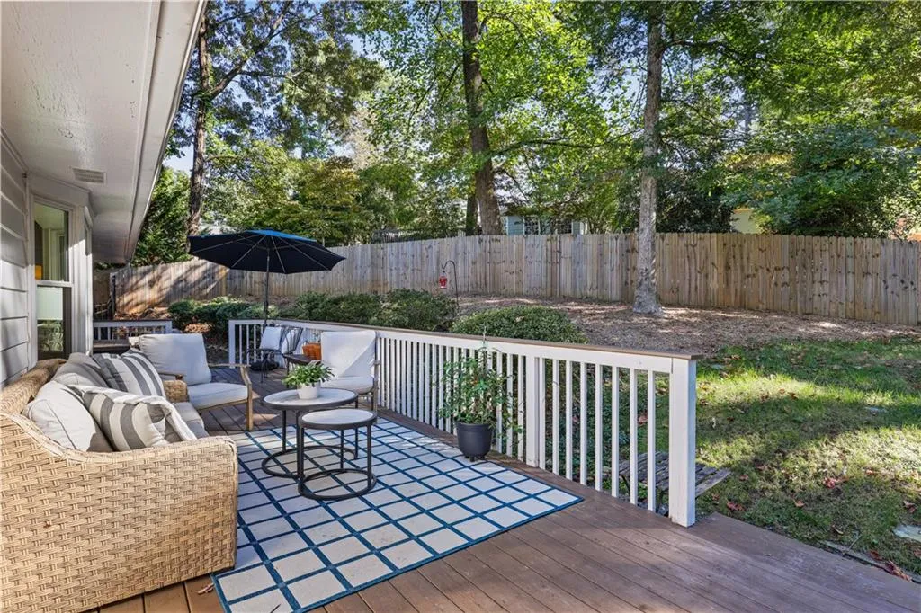 455 Grenock Circle, Atlanta, Georgia 30328, 3 Bedrooms Bedrooms, ,2 BathroomsBathrooms,Residential,Sold,455 Grenock Circle,7560134