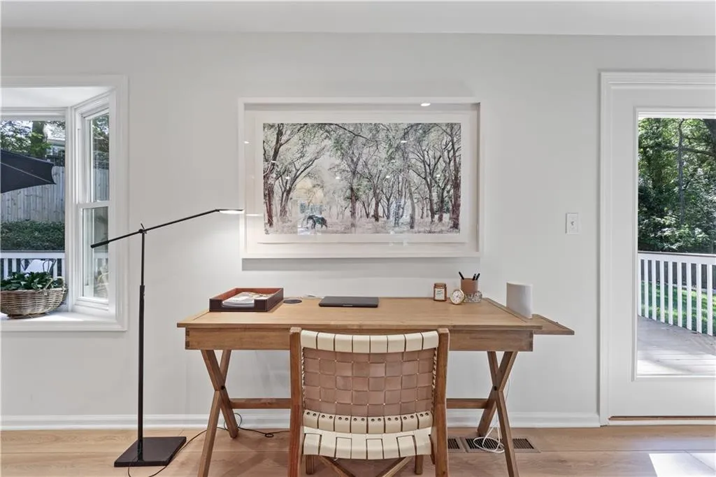 455 Grenock Circle, Atlanta, Georgia 30328, 3 Bedrooms Bedrooms, ,2 BathroomsBathrooms,Residential,Sold,455 Grenock Circle,7560134