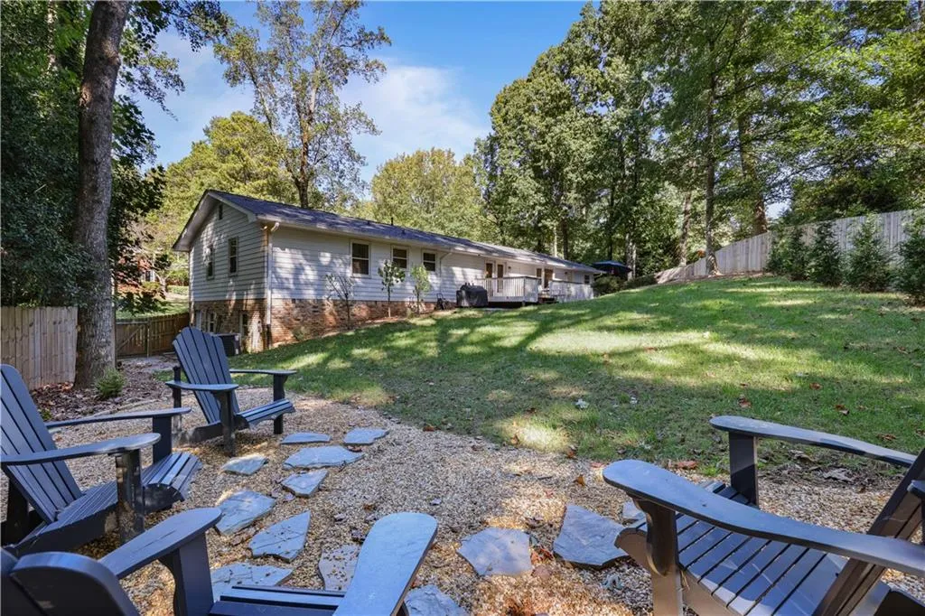 455 Grenock Circle, Atlanta, Georgia 30328, 3 Bedrooms Bedrooms, ,2 BathroomsBathrooms,Residential,Sold,455 Grenock Circle,7560134