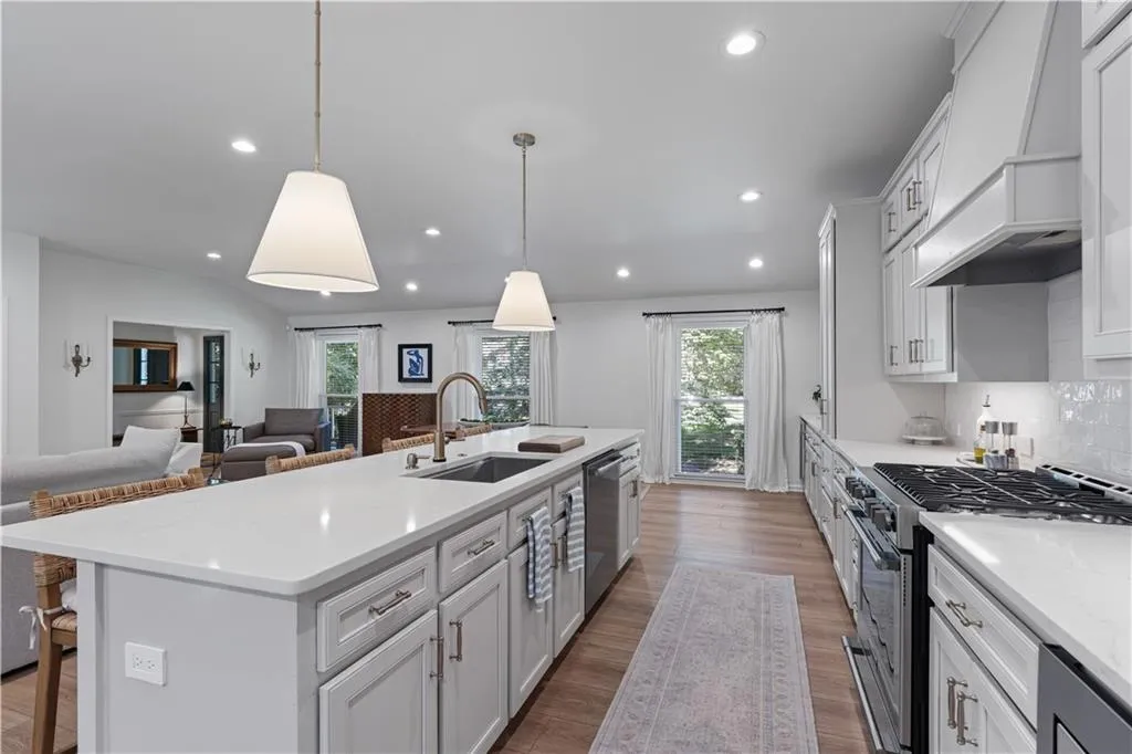 455 Grenock Circle, Atlanta, Georgia 30328, 3 Bedrooms Bedrooms, ,2 BathroomsBathrooms,Residential,Sold,455 Grenock Circle,7560134