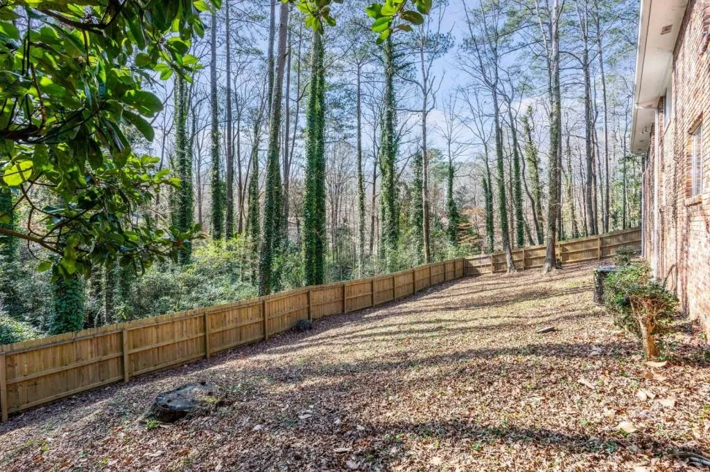 120 Finchley Court, Sandy Springs, Georgia 30328, 3 Bedrooms Bedrooms, ,2 BathroomsBathrooms,Residential,Sold,120 Finchley Court,6839935