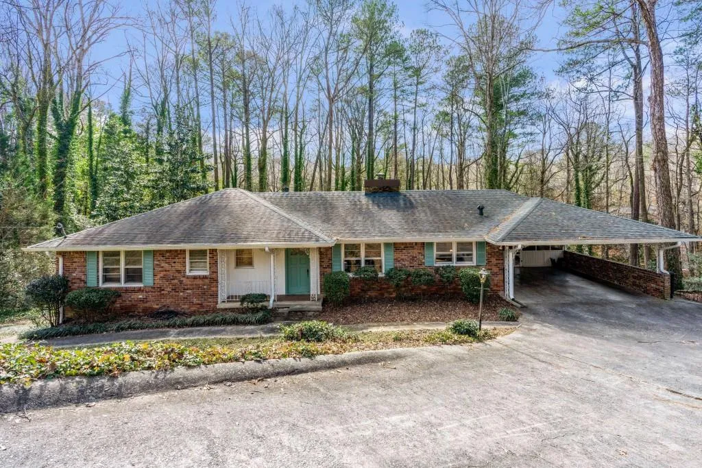 120 Finchley Court, Sandy Springs, Georgia 30328, 3 Bedrooms Bedrooms, ,2 BathroomsBathrooms,Residential,Sold,120 Finchley Court,6839935